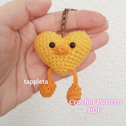 Heart Chick and Heart Bunny keychain crochet