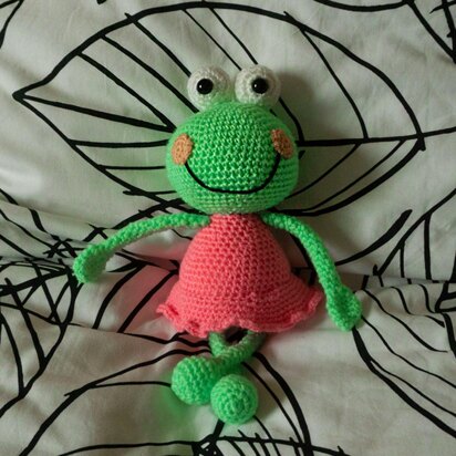 Crochet Pattern for the Frogchilla!