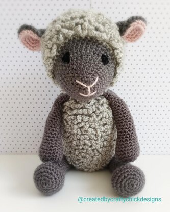 Crochet Wally the Lamb