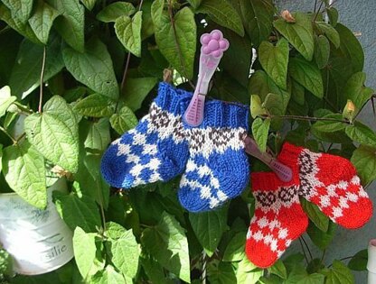Tiny Bavarians and Franconians (baby socks)/Mini-Bayern und Frankensocken