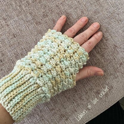 Rosalie Fingerless Gloves