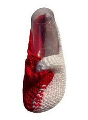 Twisted Front Slippers Knitting Pattern