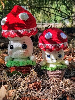 Crochet Christmas mushroomp