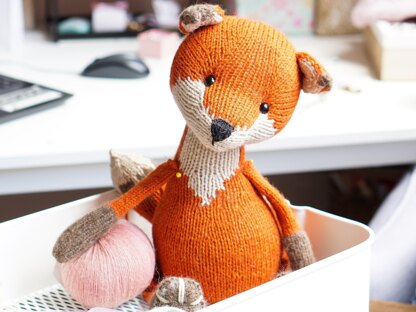 Fox or Wolf Toy - Knitting Pattern