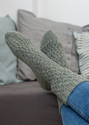 Shirburn Socks in Regia 4 Ply Merino Yak - R0413 - Downloadable PDF