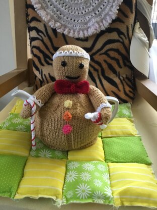 Mr Gingerbread Man Tea Cosy