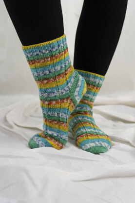 Time Step Socks in Cascade Yarns Heritage Prints - FW244 - Downloadable PDF