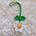 Daisy charm crochet