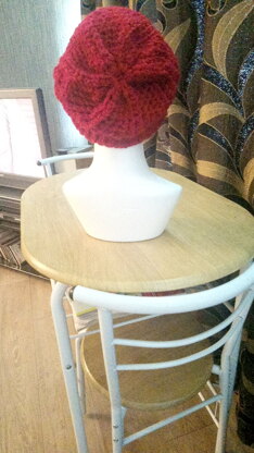 Red Berry Slouchy Hat