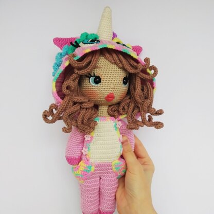 Crochet doll pattern amigurumi, Astrid, Crochet Doll with clothes (Deutsch, English, Français)