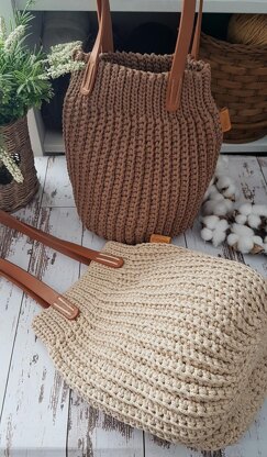 Ribbed Winter Tote