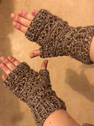 Serina Fingerless Gloves