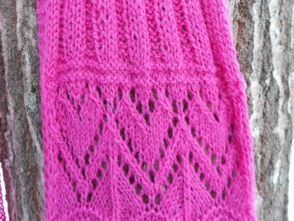 Framed Hearts Valentine Scarf