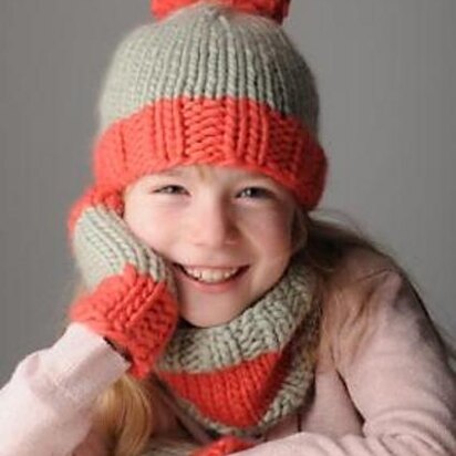 Tilly's Hat Snood and Mitts set