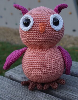 Crochet Pattern for the Owl Maria!