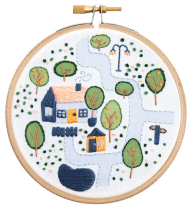 Hawthorn Handmade Village Cottage Mini Embroidery Kit - 10.2cm