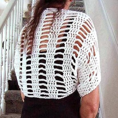 576 CROCHET WHITE SHRUG, Age 12 to Adult XL