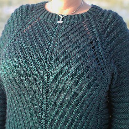 Shield Maiden pullover