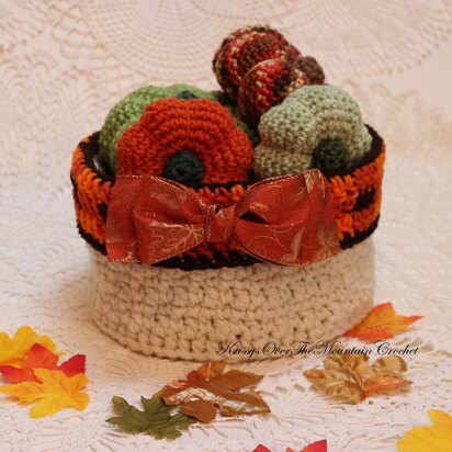 Round Plaid Basket