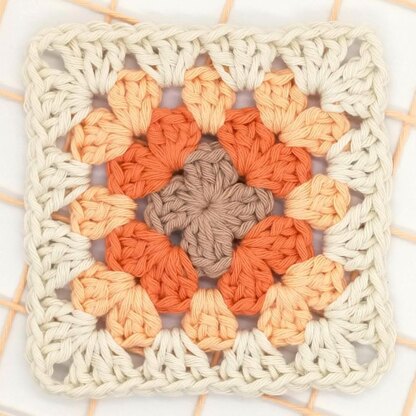 Classic Granny Square with Color Changes