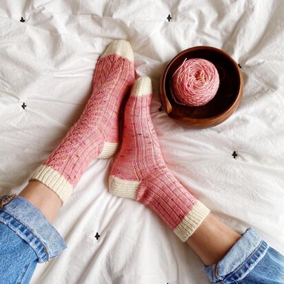 Ode to Barbara Socks - knitting pattern