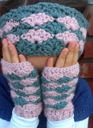 Aoibhinn's Headband and Mittens - Lovely Shell Stitch