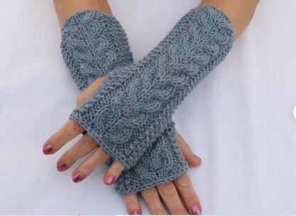 Fingerless Cable Gloves for Women.