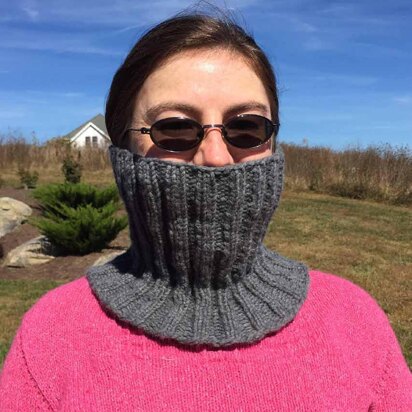 Mindless Cowl in Juniper Moon Farm Fourteen - Downloadable PDF