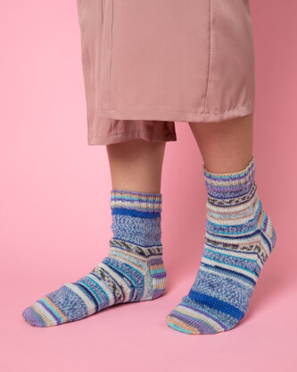 Cozy Contrast Socks - Free Knitting Pattern in Paintbox Yarns Socks