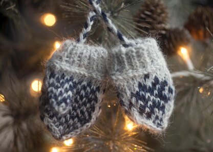 Norwegian Mini Mittens