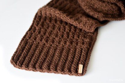 Chestnut unisex chunky knit scarf