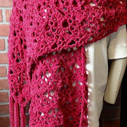 The EASY Cozy Lacy Stole/Scarf