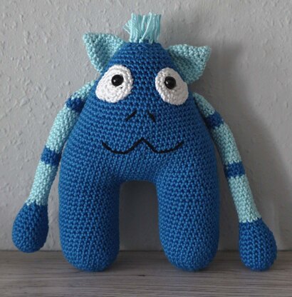 Amigurumi Häkelanleitung für das liebe Kuschelmonster Barney