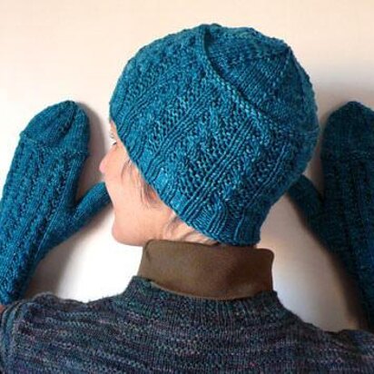 Cornrows Mittens and Hat