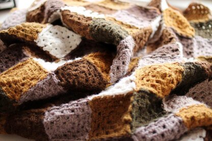 Neutral Squares Blanket