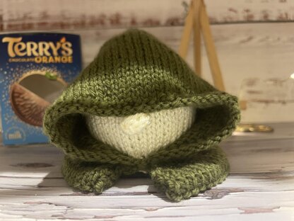 The Traitors Inspired Chocolate Orange Cover Knitting Pattern