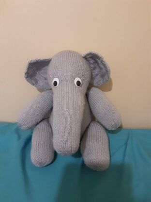 Cuddly Elephant Pattern.