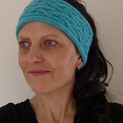 Hazel - three cabled headbands