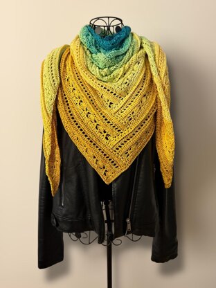Triangular Scarf "Oreithyia"