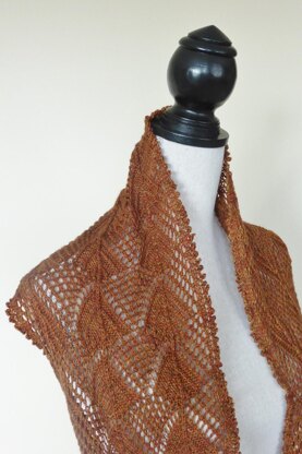 Luna Vine Cowl