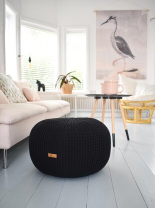 Knitted pouf cottoncord