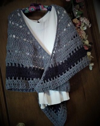 Whispers Shawl