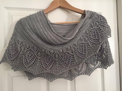 Rundle Beaded Shawlette