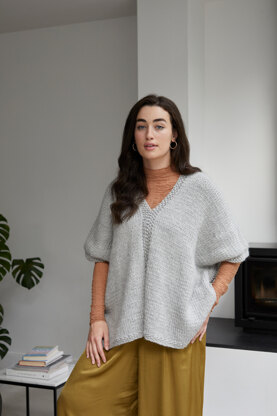 Debbie Bliss Clara Poncho PDF