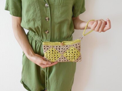 Granny Square Clutch