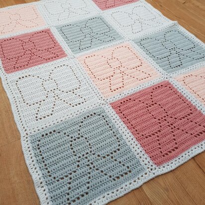 Bow Blanket Crochet Pattern - UK Terms