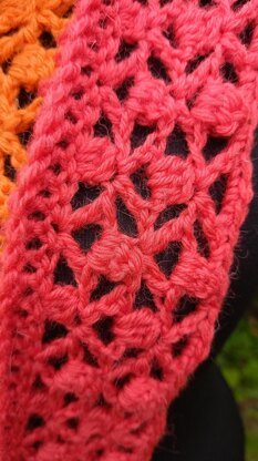 Tracery Cowl