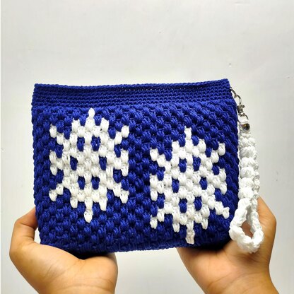 Snowflake Pouch with Wristlet