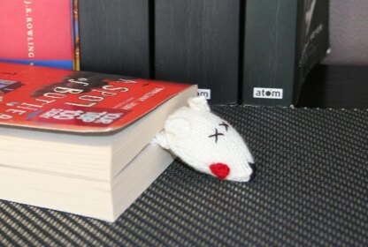 Squashed Rat Knitted Bookmark