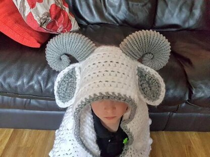 2in1 Ram Sheep Hooded Blanket Crochet Pattern